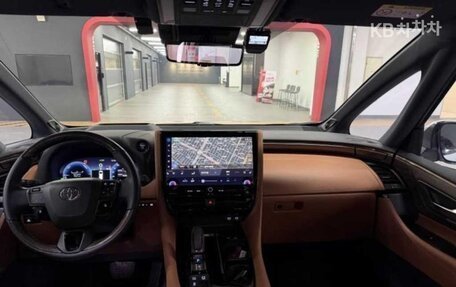 Toyota Alphard, 2024 год, 10 190 099 рублей, 9 фотография