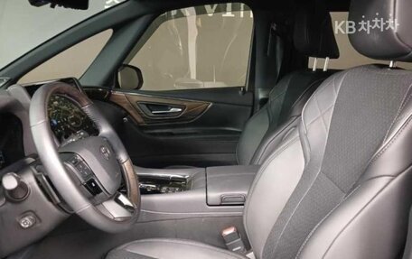 Toyota Alphard, 2024 год, 10 490 099 рублей, 7 фотография