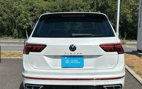 Volkswagen Tiguan II, 2022 год, 2 450 002 рублей, 3 фотография