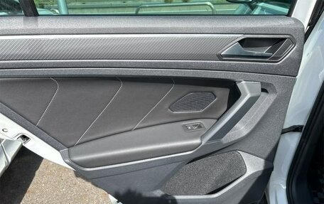 Volkswagen Tiguan II, 2022 год, 2 450 002 рублей, 28 фотография