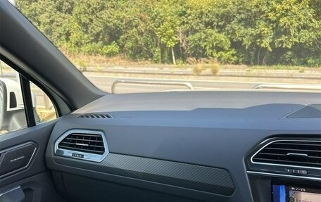 Volkswagen Tiguan II, 2022 год, 2 450 002 рублей, 34 фотография