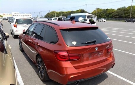 BMW 3 серия, 2017 год, 1 750 000 рублей, 14 фотография