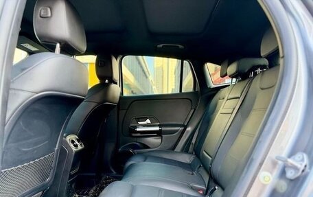 Mercedes-Benz GLA, 2022 год, 2 100 000 рублей, 9 фотография