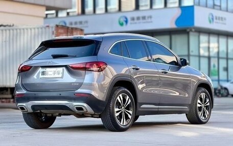 Mercedes-Benz GLA, 2022 год, 2 100 000 рублей, 6 фотография