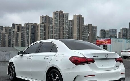 Mercedes-Benz A-Класс, 2022 год, 1 800 000 рублей, 6 фотография