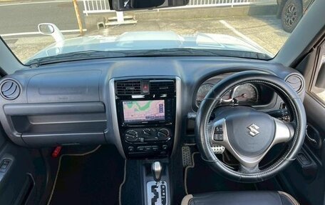 Suzuki Jimny, 2017 год, 950 555 рублей, 8 фотография