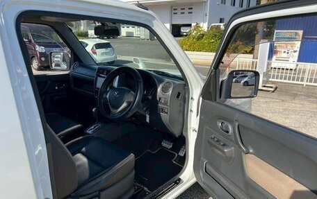 Suzuki Jimny, 2017 год, 950 555 рублей, 10 фотография