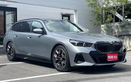 BMW 5 серия, 2025 год, 6 230 586 рублей, 1 фотография