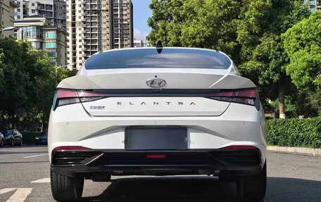Hyundai Elantra, 2022 год, 1 400 007 рублей, 17 фотография