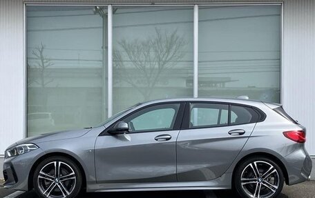 BMW 1 серия, 2022 год, 1 920 586 рублей, 3 фотография