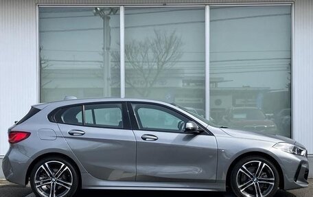 BMW 1 серия, 2022 год, 1 920 586 рублей, 7 фотография