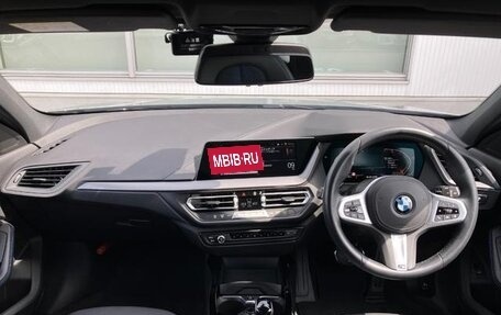 BMW 1 серия, 2022 год, 1 920 586 рублей, 9 фотография