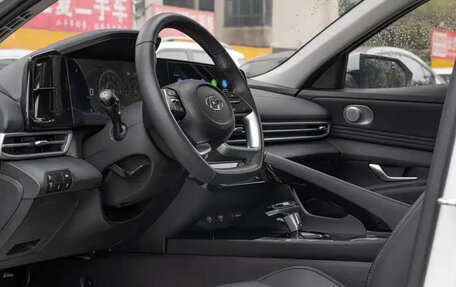 Hyundai Elantra, 2022 год, 1 640 007 рублей, 16 фотография