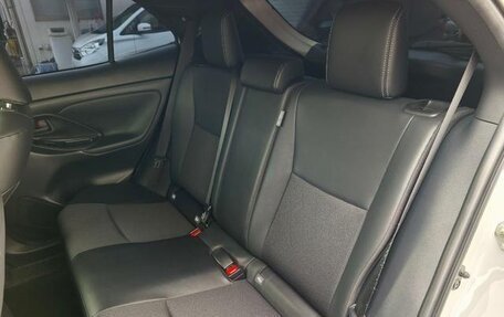 Toyota Yaris Cross, 2023 год, 1 650 888 рублей, 10 фотография