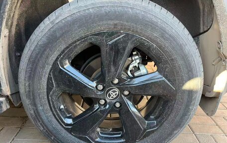 Toyota RAV4, 2023 год, 4 700 000 рублей, 8 фотография