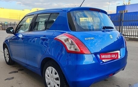 Suzuki Swift IV, 2011 год, 950 000 рублей, 3 фотография