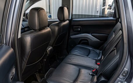 Mitsubishi Outlander III рестайлинг 3, 2007 год, 750 000 рублей, 11 фотография