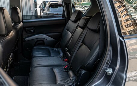 Mitsubishi Outlander III рестайлинг 3, 2007 год, 750 000 рублей, 9 фотография