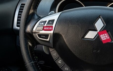 Mitsubishi Outlander III рестайлинг 3, 2007 год, 750 000 рублей, 15 фотография