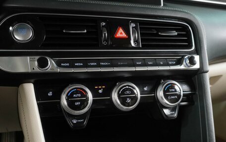 Genesis G70 I, 2019 год, 2 300 000 рублей, 12 фотография