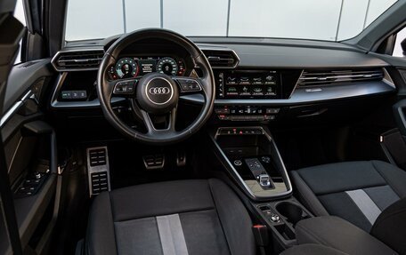 Audi A3, 2021 год, 2 720 000 рублей, 6 фотография