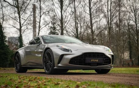 Aston Martin V8 Vantage IV, 2025 год, 28 000 000 рублей, 8 фотография