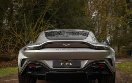 Aston Martin V8 Vantage IV, 2025 год, 28 000 000 рублей, 19 фотография