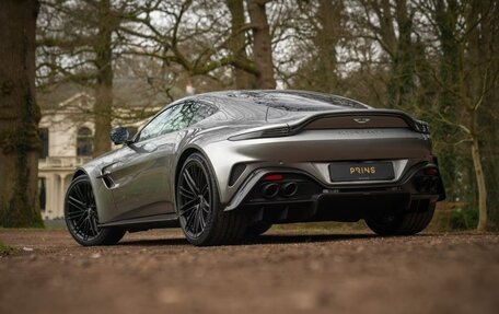 Aston Martin V8 Vantage IV, 2025 год, 28 000 000 рублей, 17 фотография