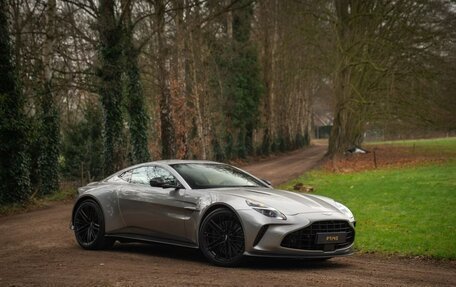 Aston Martin V8 Vantage IV, 2025 год, 28 000 000 рублей, 11 фотография