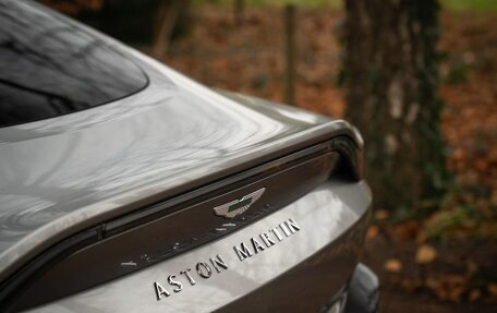 Aston Martin V8 Vantage IV, 2025 год, 28 000 000 рублей, 15 фотография