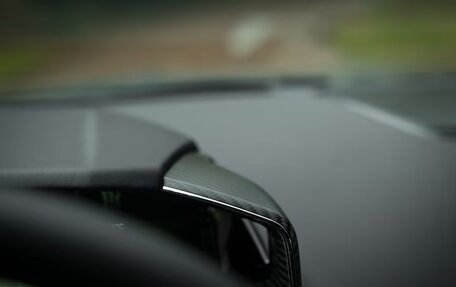 Aston Martin V8 Vantage IV, 2025 год, 28 000 000 рублей, 34 фотография