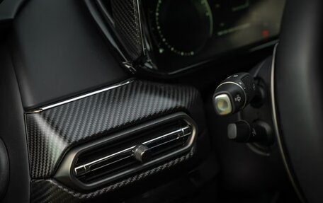 Aston Martin V8 Vantage IV, 2025 год, 28 000 000 рублей, 30 фотография