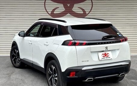 Peugeot 2008 II, 2022 год, 1 290 007 рублей, 8 фотография