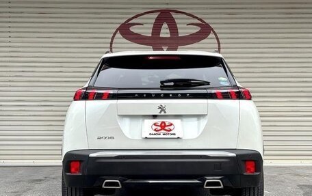 Peugeot 2008 II, 2022 год, 1 290 007 рублей, 7 фотография