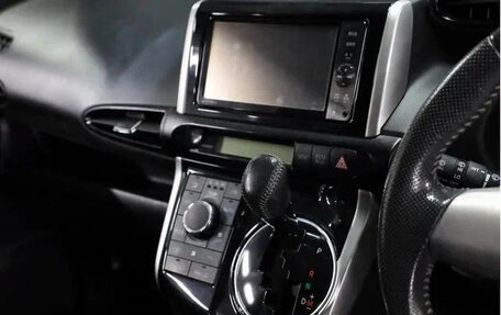 Toyota Wish II, 2012 год, 1 155 123 рублей, 19 фотография