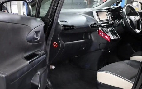 Toyota Wish II, 2012 год, 1 155 123 рублей, 15 фотография