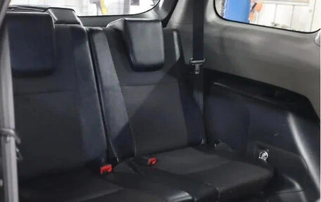 Toyota Wish II, 2012 год, 1 155 123 рублей, 24 фотография