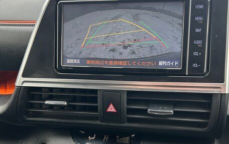 Toyota Sienta II, 2020 год, 1 559 000 рублей, 6 фотография