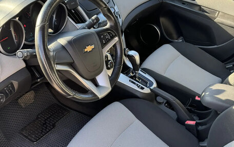 Chevrolet Cruze II, 2014 год, 1 000 000 рублей, 9 фотография