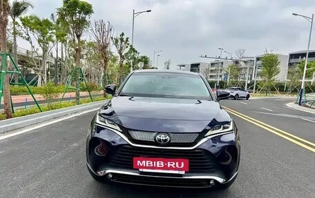 Toyota Harrier, 2022 год, 4 224 000 рублей, 21 фотография