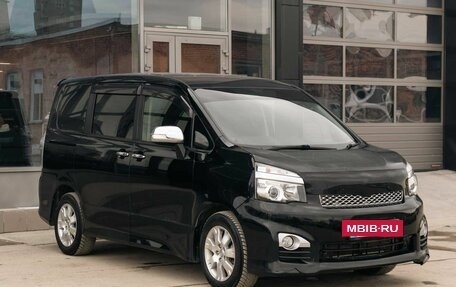 Toyota Voxy II, 2011 год, 1 450 000 рублей, 3 фотография