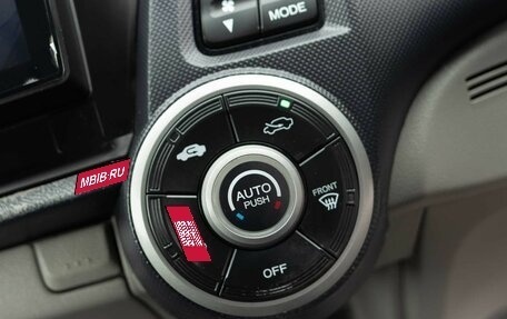 Honda Insight II рестайлинг, 2009 год, 820 000 рублей, 16 фотография