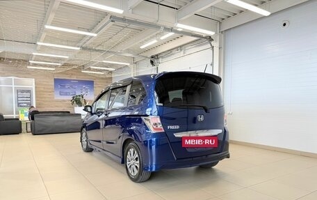 Honda Freed I, 2013 год, 1 249 000 рублей, 4 фотография