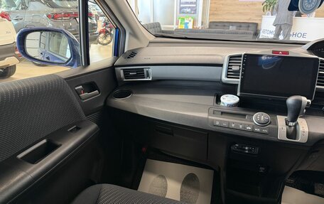 Honda Freed I, 2013 год, 1 249 000 рублей, 14 фотография