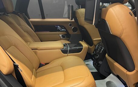 Land Rover Range Rover IV рестайлинг, 2018 год, 6 500 000 рублей, 11 фотография