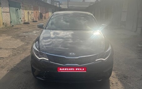 KIA Optima IV, 2018 год, 2 500 000 рублей, 1 фотография