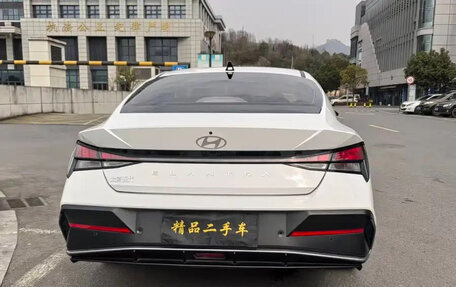Hyundai Elantra, 2023 год, 1 490 000 рублей, 6 фотография