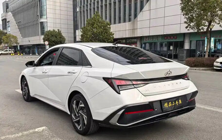 Hyundai Elantra, 2023 год, 1 490 000 рублей, 5 фотография
