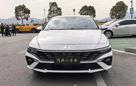 Hyundai Elantra, 2023 год, 1 490 000 рублей, 2 фотография