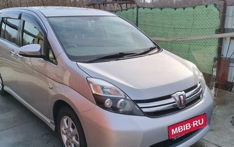 Toyota ISis I, 2014 год, 1 470 000 рублей, 7 фотография